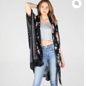 ROMANTIC HARLOW The Rena Kimono One Size Fits Most